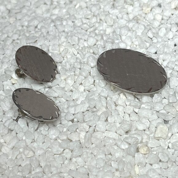 Vintage Sterling Silver Screw-Back Earrings & Brooch Signed Wells - Picture 4 of 7